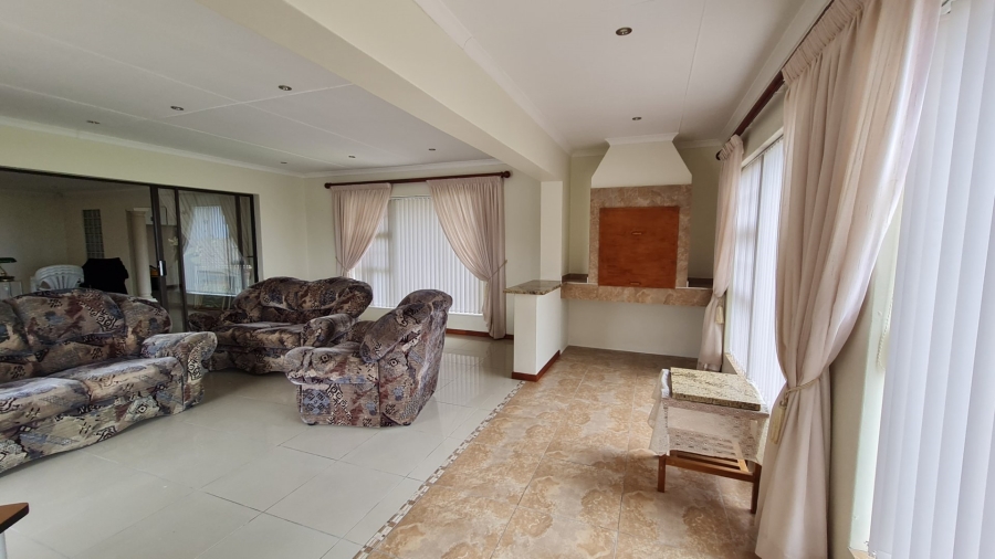 3 Bedroom Property for Sale in Dana Bay Western Cape